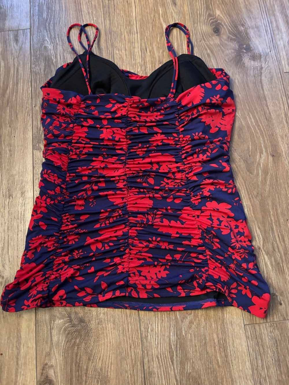 Lands’ End Navy & Red Floral Ruched swim tankini size 18 - Picture 2 of 5